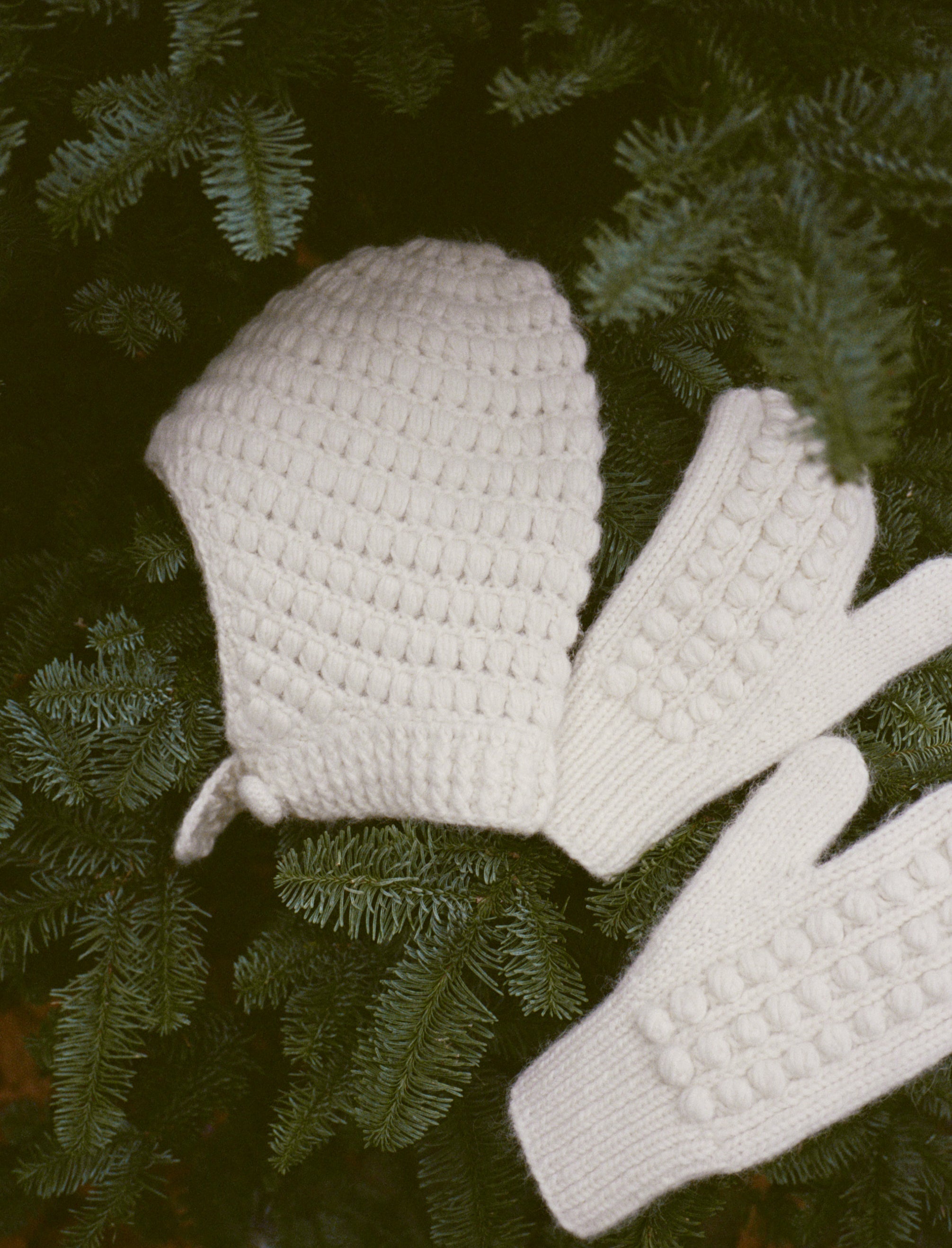 DENEIGE HAT -- IVORY